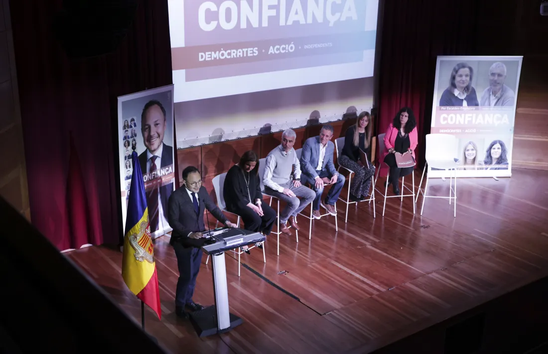 Els candidats de Demòcrates + Acció + Independents d’Escaldes-Engordany, ahir a la nit.