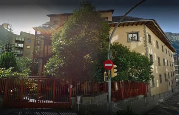 escola_sagrada_familia_google