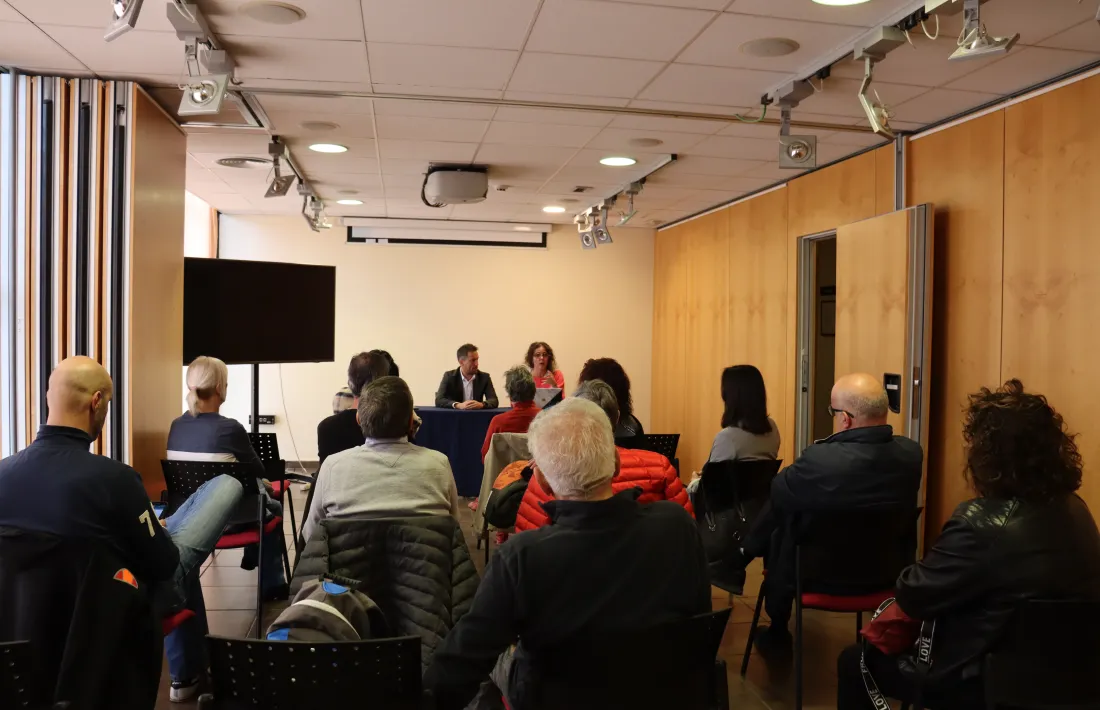 El cap de llista nacional de PS-SDP+, Pere López, en la reunió de poble d'aquest vespre a Canillo.