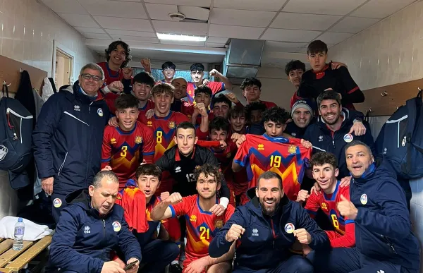 p._30_seleccio_sub-16_victoria