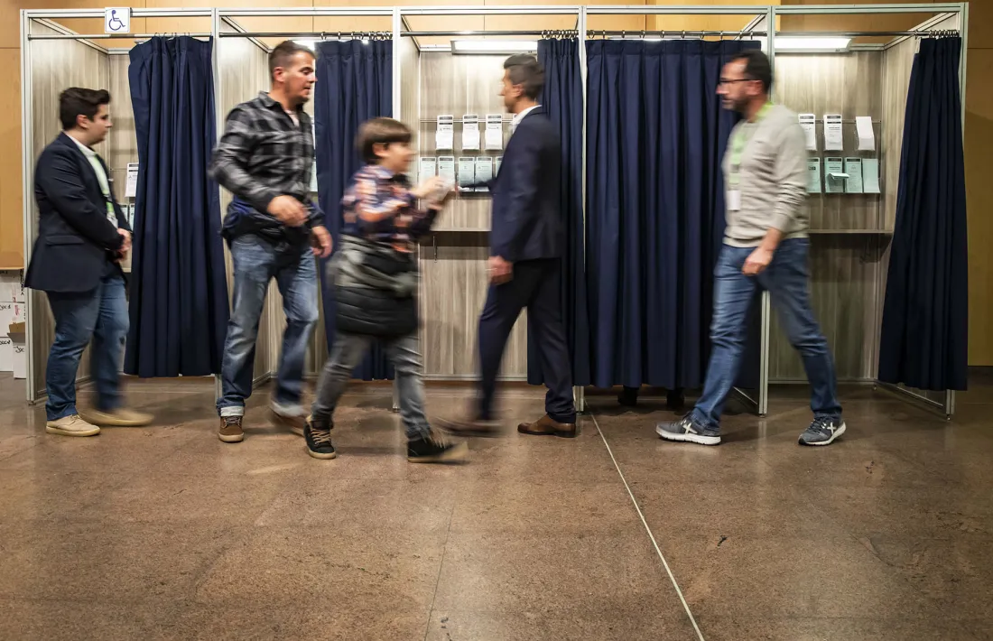 Unes eleccions anteriors al Centre de congressos.