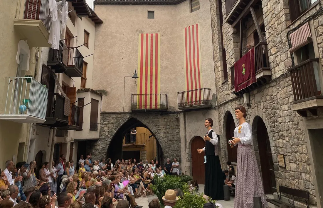 Els gegants d’Oliana, que seran presents dissabte, en una actuació i cercavila a la festa major d’Organyà. 