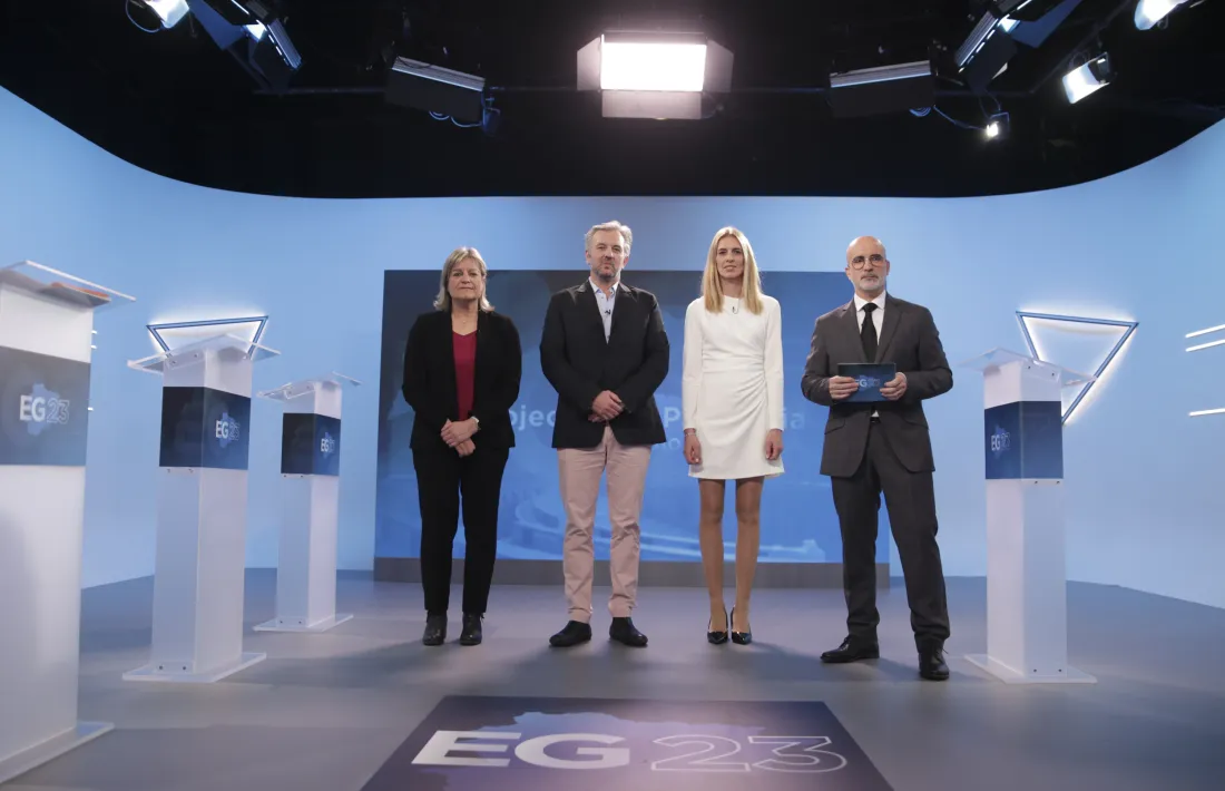 Coma, Armengol, Bringué i el periodista David Domingo, conductor dels debats. 