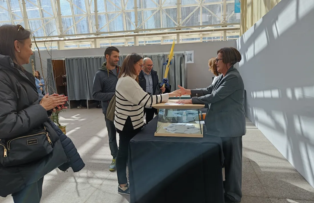 Palmes i palmons han estat ben presents a la cita electoral.