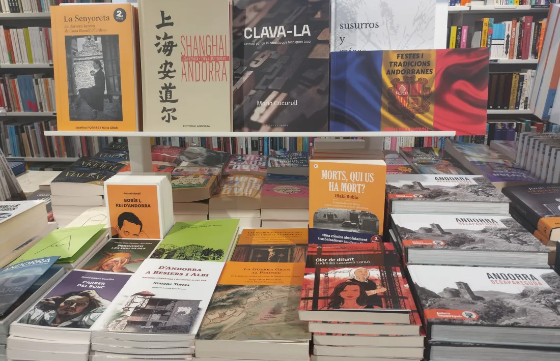 La posella andorrana de l’FNAC, plena a vessar.