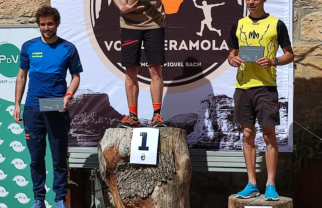 Marc Gasa, al segon lloc del podi dels 25 quilòmetres de la Volta a Peramola.