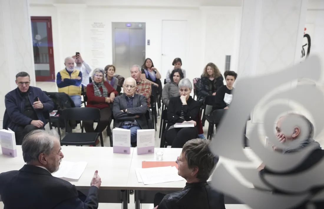 La presentació va tenir lloc ahir al Rosaleda, amb la historiadora i prologuista del volum, Susanna Vela.