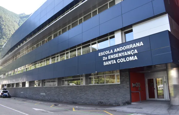 escola_andorrana_santaco