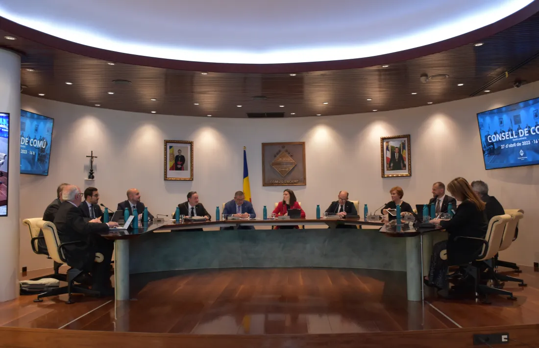 El ple del consell de comú d’Encamp.