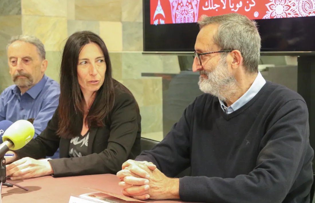 Els coordinadors del cicle, Albert Padrol i Jordi Guillamet, i la cònsol menor d'Ordino, Eva Choy, durant la presentació.