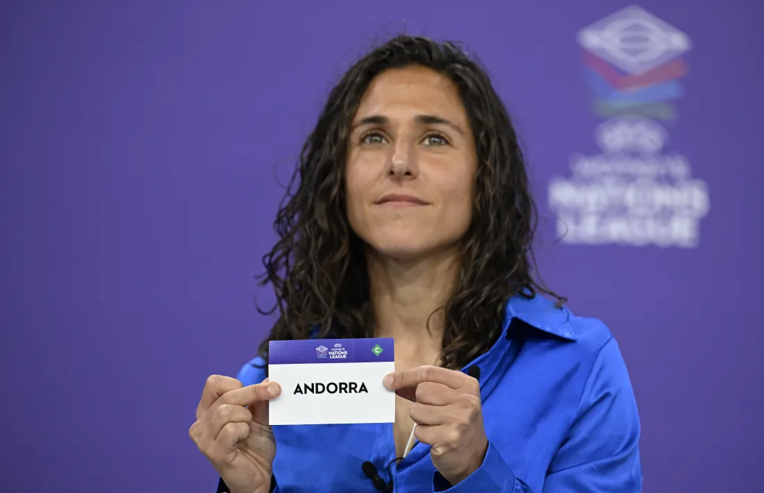 Vero Boquete, llegenda del futbol espanyol femení, amb el paper d’Andorra.
