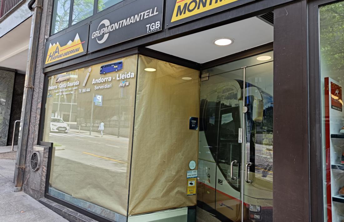 Així s’evidenciava avui el tancament de Montmantell a les oficines de Prat de la Creu.
