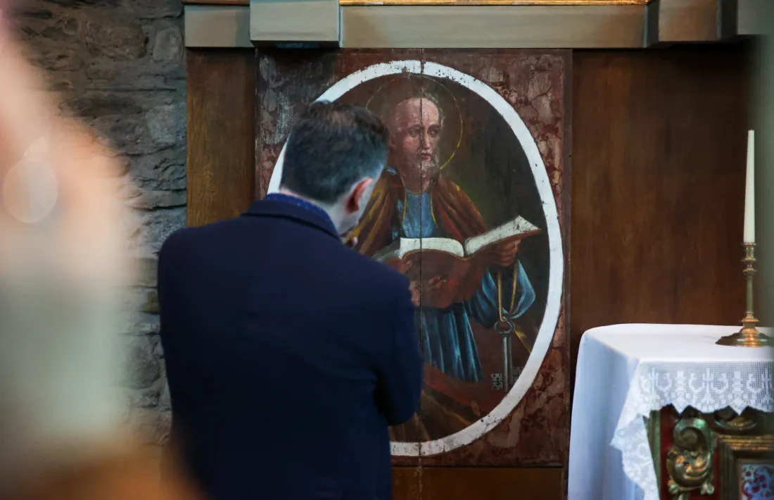 La taula de Sant Pere, de prop.