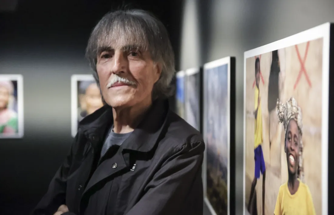 Caminant, per on ja han desfilat 2.000 persones, es pot visitar fins al diumenge a la sala de Govern del Parc Central.