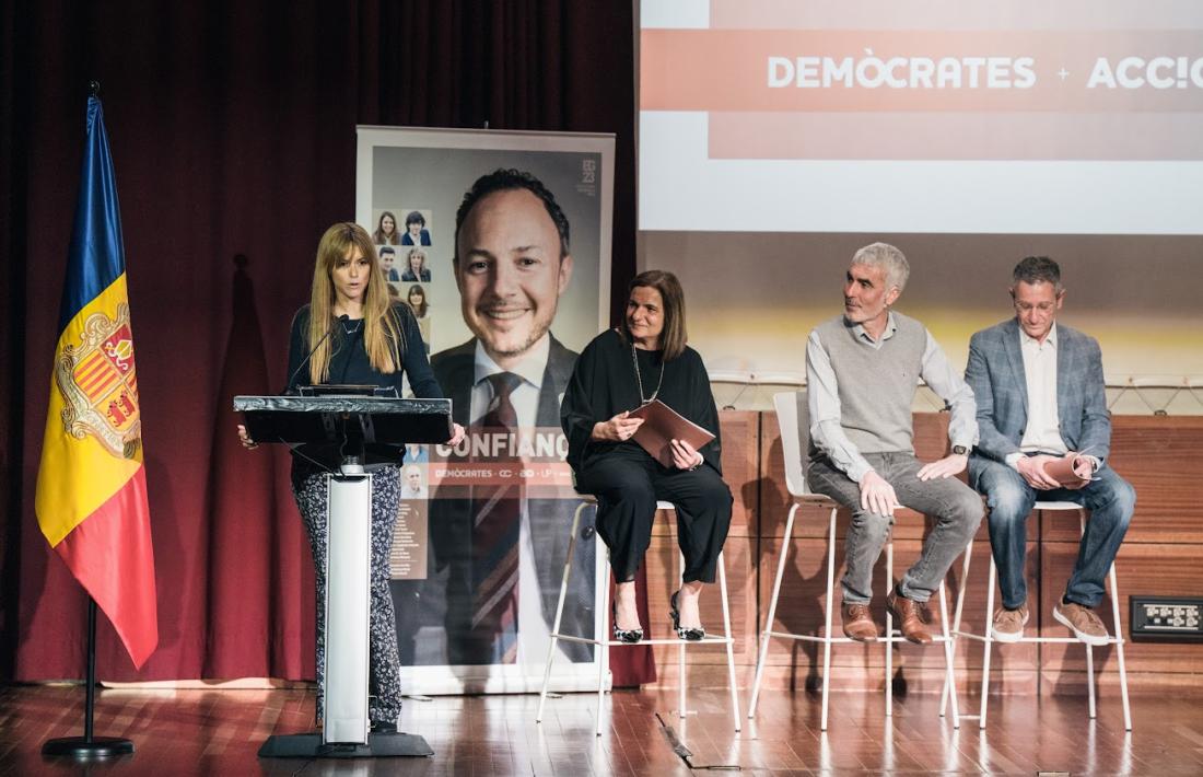 Mariona Cadena en un acte de campanya de Demòcrates a Escaldes-Engordany.