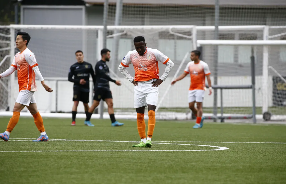 La UE Sant Julià, dirigida per Pablo Huerga, va consumar diumenge el descens a segona i diumenge té decidit no presentar-se.