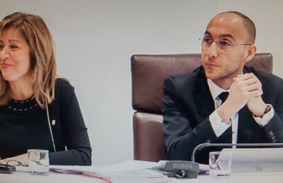 Jordi Puy al costat de Conxita Marsol quan exercia com a secretari general del Comú d'Andorra la Vella.