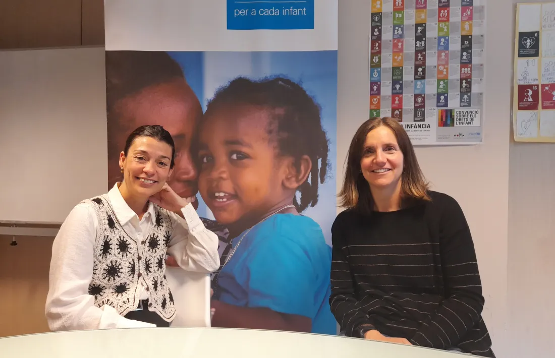 Mercè Miguel i Marta Albert, a la seu d’Unicef Andorra.