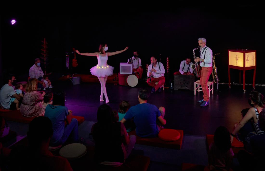 Una imatge de l'espectacle 'Söns pels més menuts'.