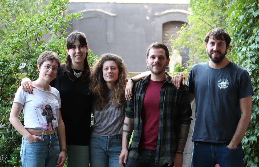 Foto de família dels impulsors de La Traça Cultural. 