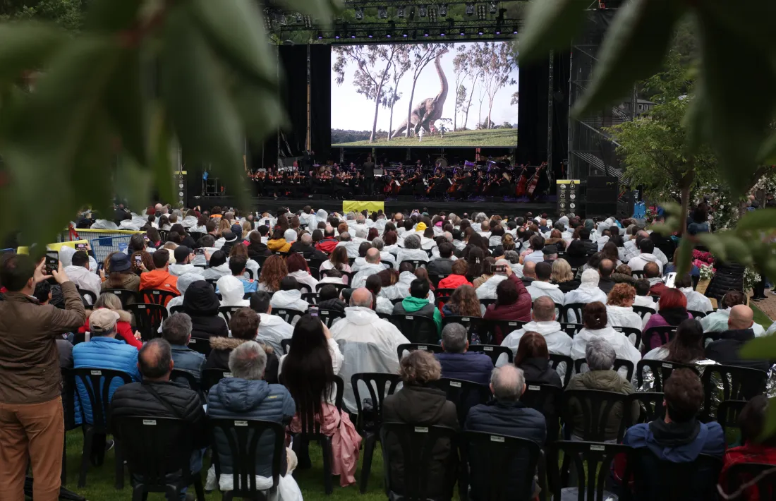 Primers cameos jurassics de la pel·lícula. Aquests son els bons.