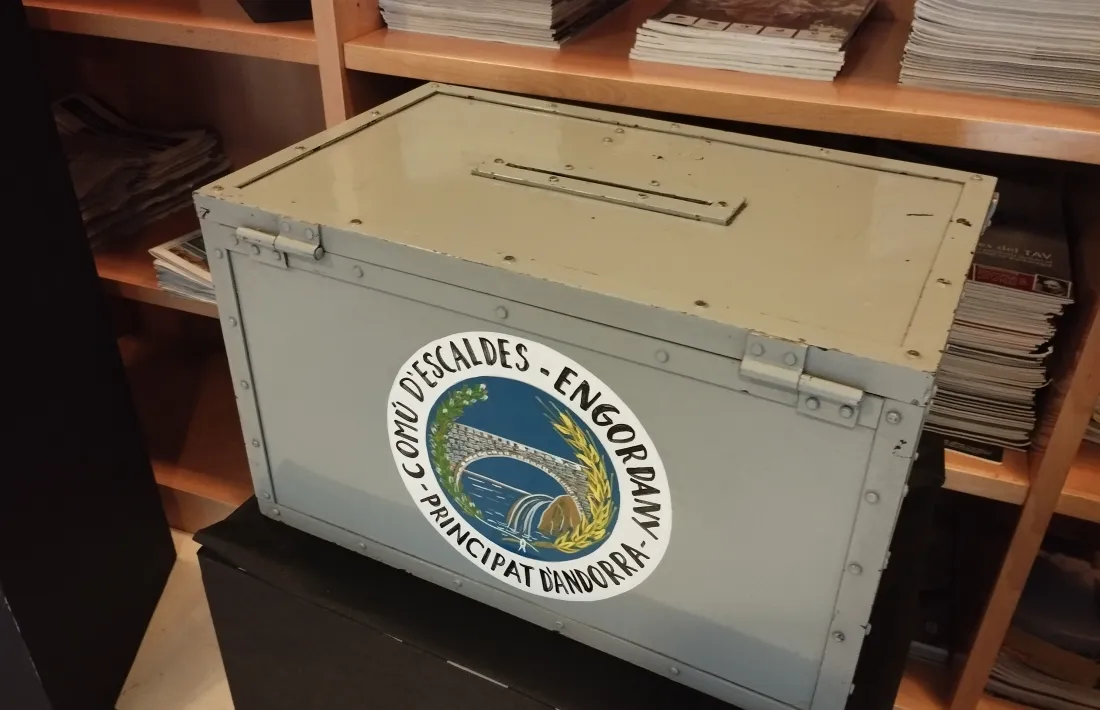 L’urna cuirassada en què es va votar a les primeres eleccions comunals a Escaldes.