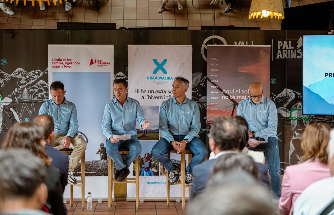 Marticella, Moreno, Hidalgo i Salinas en la presentació de la temporada d'estiu.