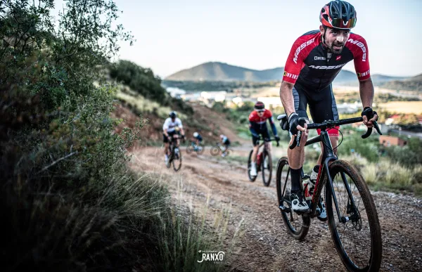 p._29_xavi_jove_primera_foto_baix_baix_hutchinson_ranxo