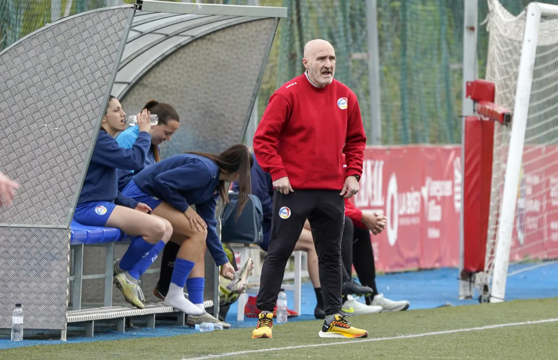 L’actual entrenador de l’Enfaf Construccions Modernes sènior femení, Carlos Sánchez, ha creat l’Associació d’Entrenadors del Futbol Andorrà.