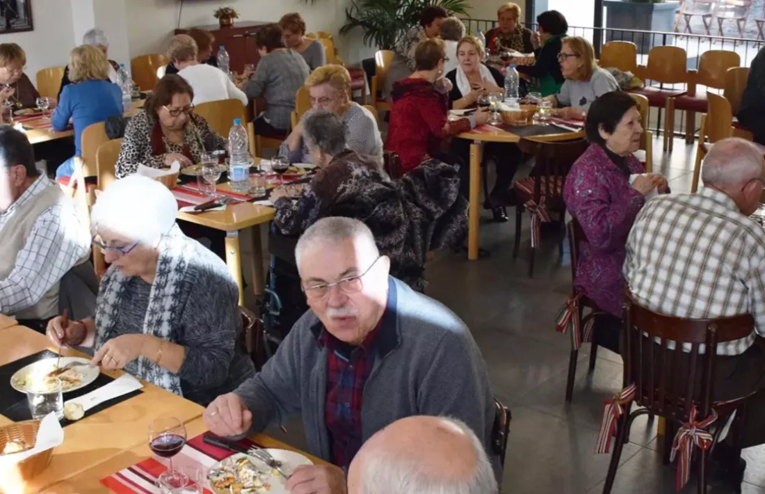 La gent gran de Sant Julià serà protagonista d'un llibre impulsat pel comú lauredià.
