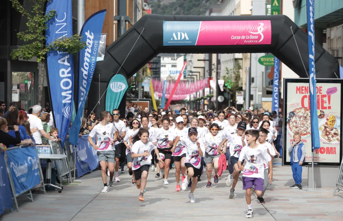 La sortida de l'11a Cursa de la Dona.