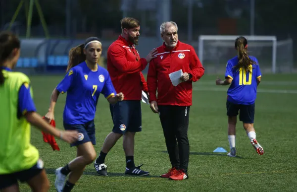 p._29_seleccio_femenina_absoluta_foto_xavi_miro_faf