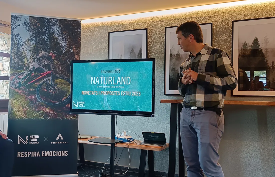 El director general de Naturland, Xabier Ajona, el dia de la presentació de la temporada d'estiu.