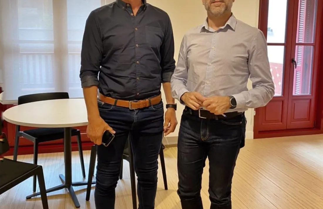 Marcelo Ponce i Joan Sans, ahir, a la seu del ministeri de Cultura.