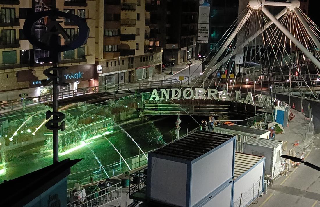 Proves a les fonts de colors ahir a la nit.