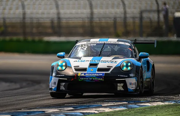 p._37_1_joan_vinyes_a_porsche_carrera_cup_fotoesport