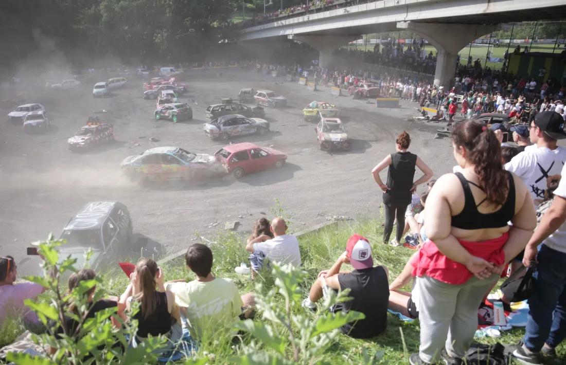 Un moment del Crash Car d'Encamp, aquesta tarda.