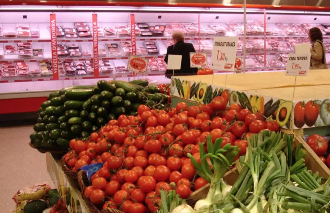 Productes d'alimentació en una gran superfície.
