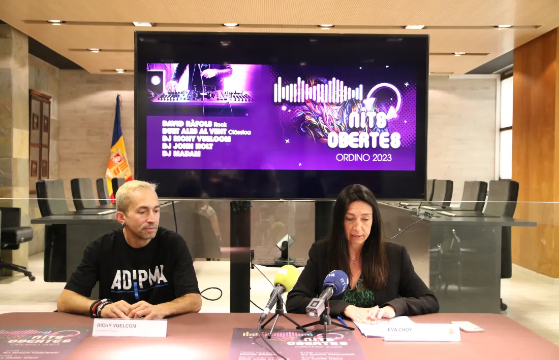 Un moment de la presentació de les Nits Obertes.