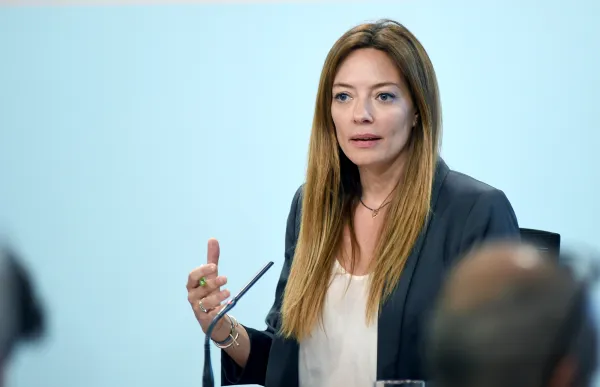 p._09_helena_mas_sfga