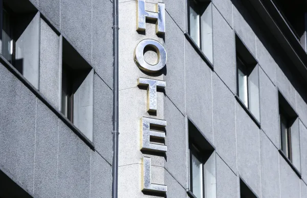 p._10_1._hotel_-_fs_0