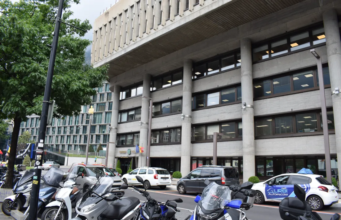 L'edifici administratiu del Govern.