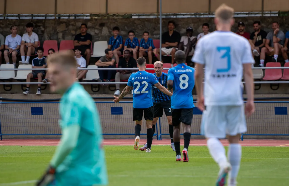 Ander El Haddadi va celebrar el 2 a 0 de l'Inter contra el Víkingur Gota.