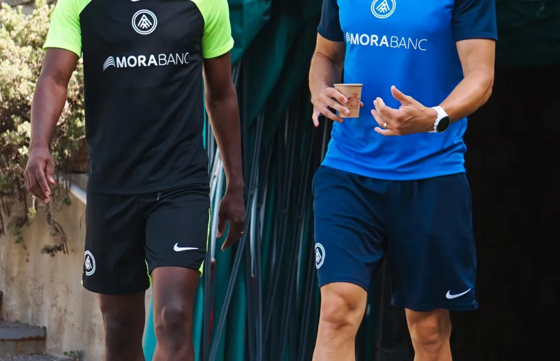 Anderson Arroyo, amb Eder Sarabia.