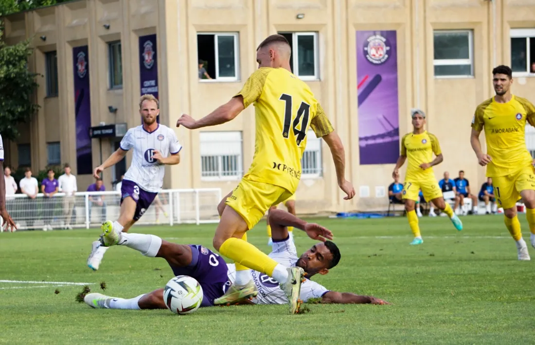 Sergio Molina, migcampista de l'FC Andorra.