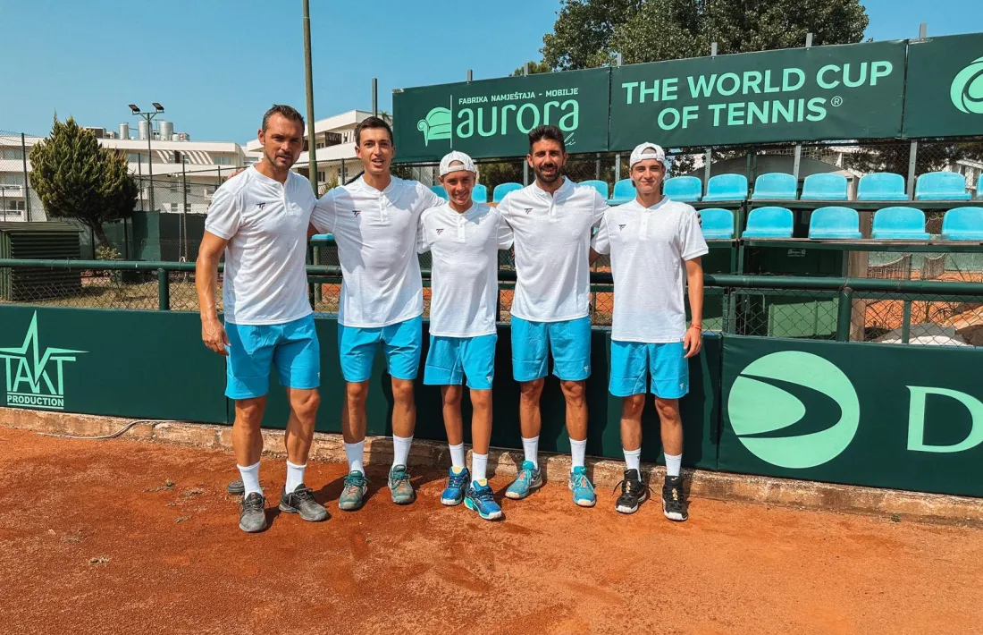 L’equip de la Copa Davis, a Ulcinj.