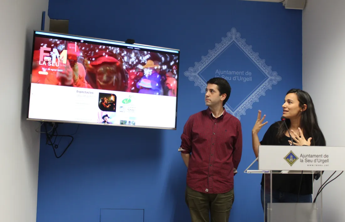 Barrera i Moreno, presentant el programa de festa major. 