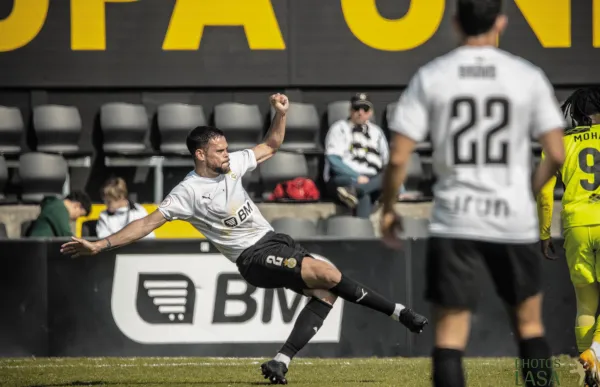 p._28_marc_vales_real_union_photos_lasa