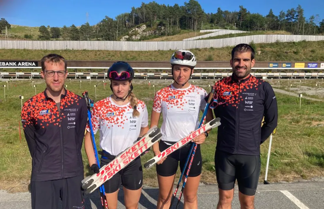 L’equip d’esquí de fons femení de la FAE, a Noruega, per participar en el Blink Festival.
