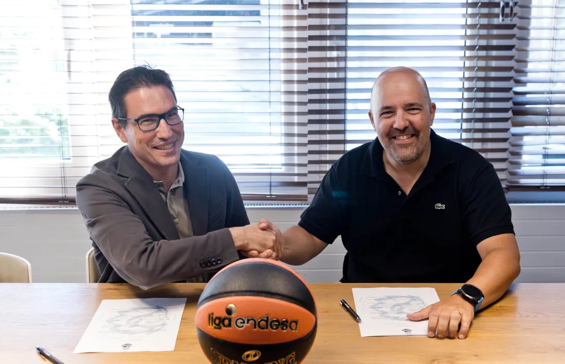 Pascual Gracia i Gorka Aixàs van renovar el patrocini amb Molines Patrimonis. 